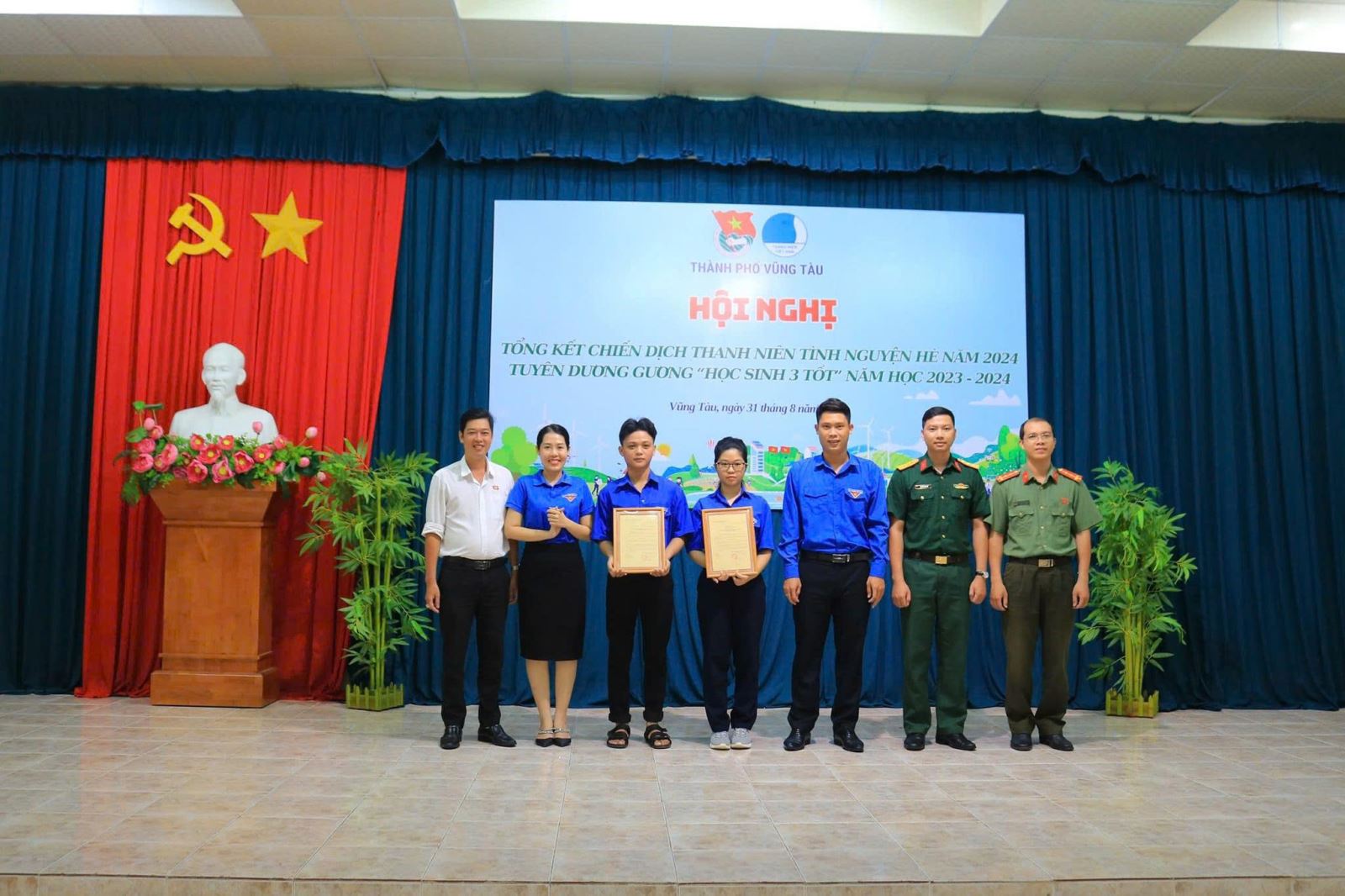 Nhận quyết định chính thức thành lập CLB GIEO thuộc Hội liên Hiệp Thanh niên TP. Vũng Tàu với vai trò Người sáng lập và Chủ nhiệm (Head)